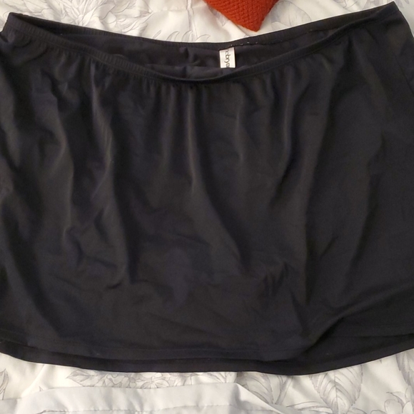 Swim skirt - Picture 1 of 1